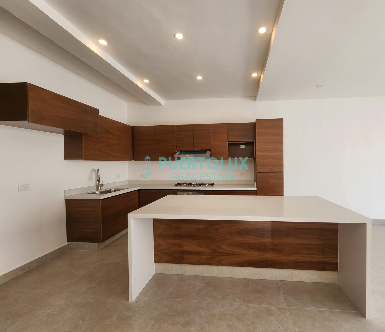 Casa en Venta en Esquina – Residencial Río by Cumbres